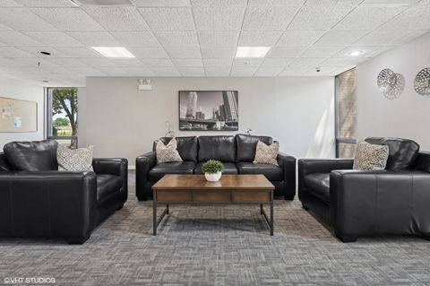 Tiny photo for 9701 N Dee Road #2I, Niles, IL 60714 (MLS # 12487775)