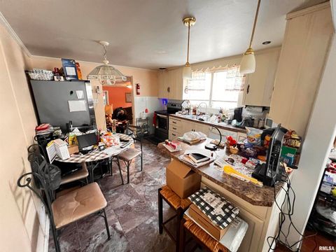 Tiny photo for 810 E 7TH Street, Centralia, IL 62801 (MLS # EB459772)