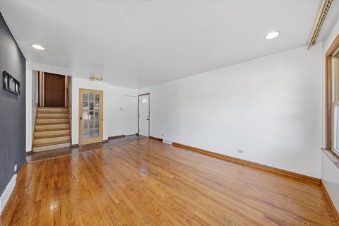 Tiny photo for 15207 Waterman Drive, South Holland, IL 60473 (MLS # 12737362)