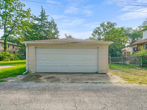 Tiny photo for 10450 S Church Street, Chicago, IL 60643 (MLS # 12737615)