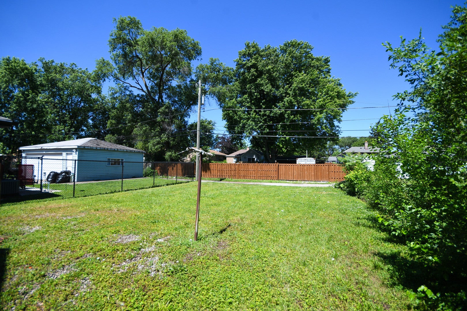 1224 Center Avenue