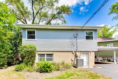 Tiny photo for 349 Park Drive, Northbrook, IL 60062 (MLS # 12722507)