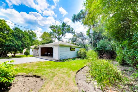 Tiny photo for 349 Park Drive, Northbrook, IL 60062 (MLS # 12722507)
