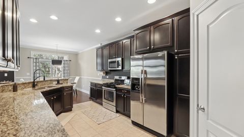 Tiny photo for 2466 Nicola Court, Addison, IL 60101 (MLS # 12633923)