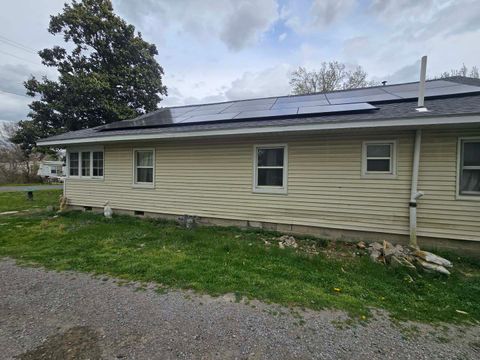 Tiny photo for 208 W Bryan Street, Herrin, IL 62948 (MLS # 12621979)