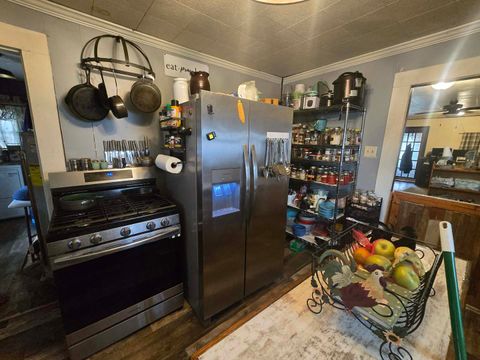 Tiny photo for 208 W Bryan Street, Herrin, IL 62948 (MLS # 12621979)