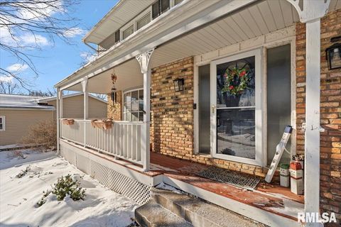 Tiny photo for 4334 AUGUSTA Court, Bettendorf, IA 52722 (MLS # QC4270077)