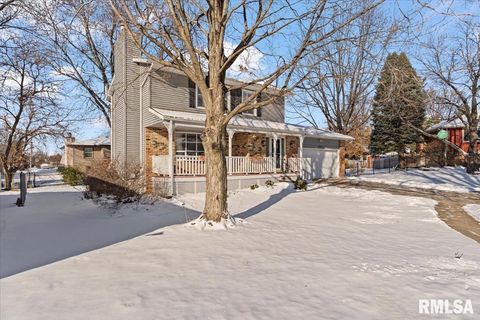 Tiny photo for 4334 AUGUSTA Court, Bettendorf, IA 52722 (MLS # QC4270077)