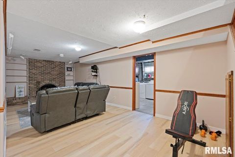 Tiny photo for 4334 AUGUSTA Court, Bettendorf, IA 52722 (MLS # QC4270077)