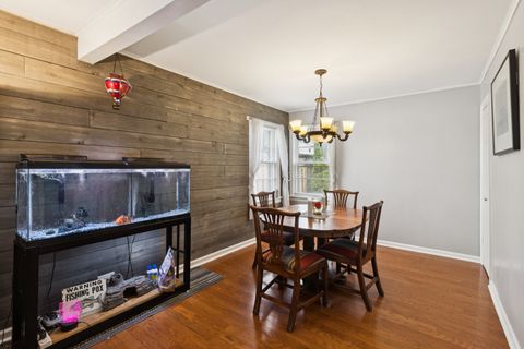 Tiny photo for 2321 Lee Street, Evanston, IL 60202 (MLS # 12461463)