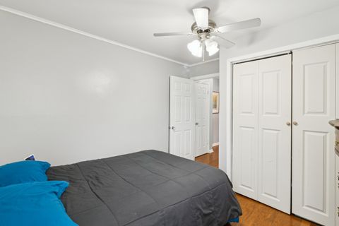 Tiny photo for 2321 Lee Street, Evanston, IL 60202 (MLS # 12461463)