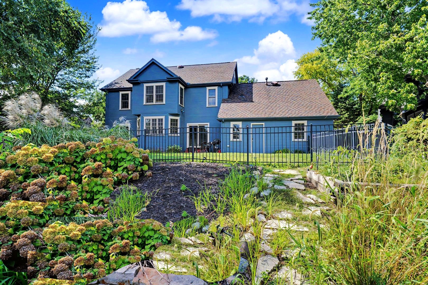 2801 Valley Brook Drive