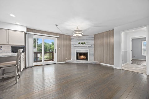 Tiny photo for 6101 Chase Avenue, Downers Grove, IL 60516 (MLS # 12723780)