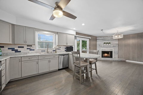 Tiny photo for 6101 Chase Avenue, Downers Grove, IL 60516 (MLS # 12723780)
