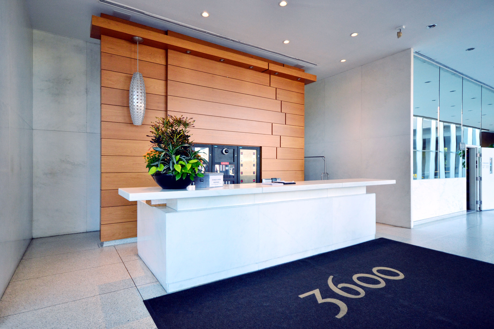 3600 N LAKE SHORE Drive 621