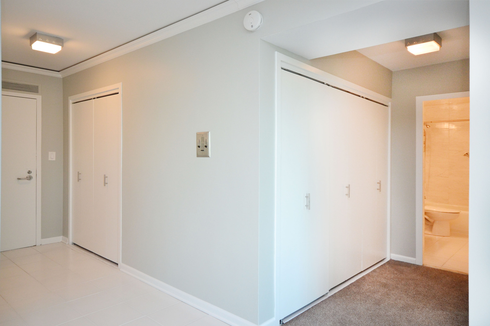 3600 N LAKE SHORE Drive 621