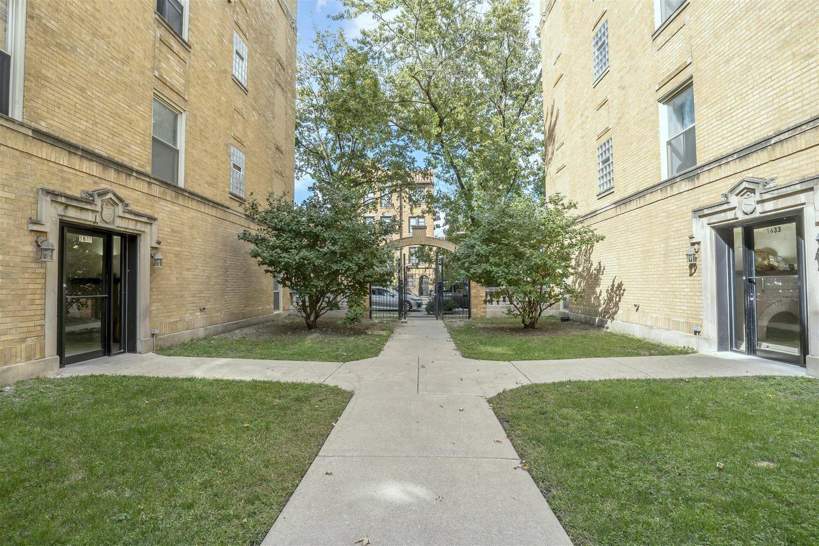 1643 W Farwell Avenue 3N