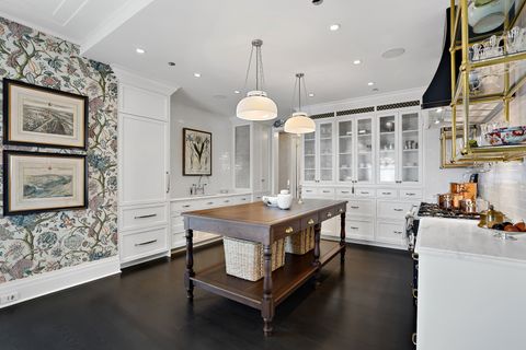 Tiny photo for 159 E Walton Place #14A, Chicago, IL 60611 (MLS # 12541442)