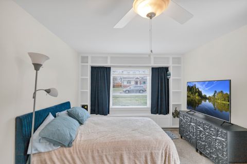 Tiny photo for 705 Cumberland Street, Hoffman Estates, IL 60169 (MLS # 12615083)