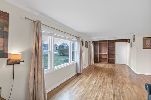 Tiny photo for 705 Cumberland Street, Hoffman Estates, IL 60169 (MLS # 12615083)