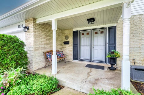 Tiny photo for 1326 S Fernandez Avenue, Arlington Heights, IL 60005 (MLS # 12765375)