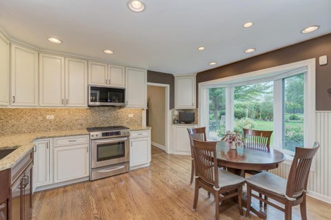 Tiny photo for 1326 S Fernandez Avenue, Arlington Heights, IL 60005 (MLS # 12765375)