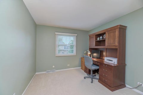 Tiny photo for 1326 S Fernandez Avenue, Arlington Heights, IL 60005 (MLS # 12765375)