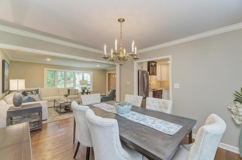 Tiny photo for 1326 S Fernandez Avenue, Arlington Heights, IL 60005 (MLS # 12765375)