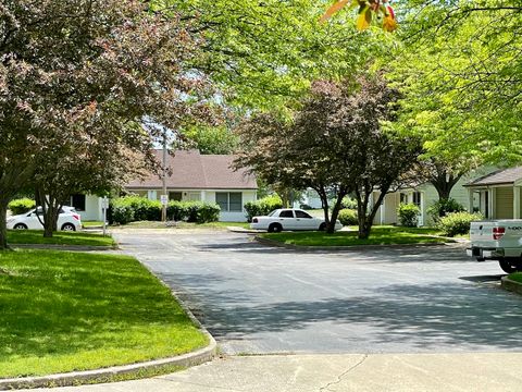 551-564 N Clarence Avenue Watseka IL 60970