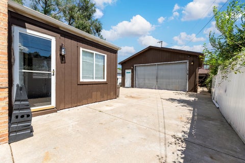 Tiny photo for 9543 S Mozart Street, Evergreen Park, IL 60805 (MLS # 12750839)
