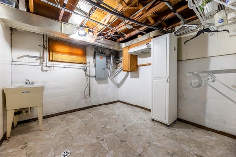 Tiny photo for 9543 S Mozart Street, Evergreen Park, IL 60805 (MLS # 12750839)