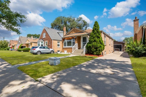 Tiny photo for 9543 S Mozart Street, Evergreen Park, IL 60805 (MLS # 12750839)