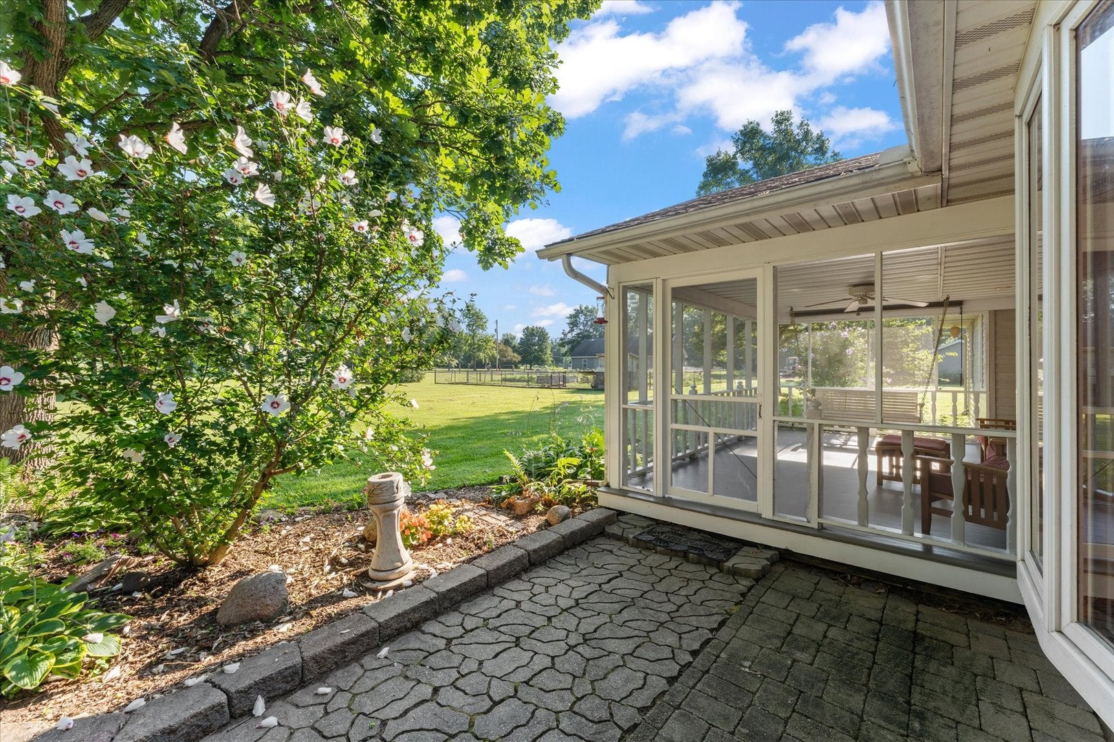 1430 Riverbend Lane