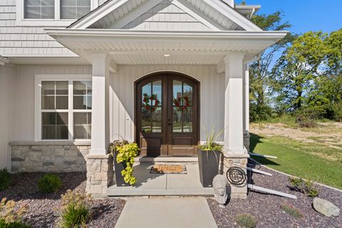 Tiny photo for 1207 Briarwood Lane, Mahomet, IL 61853 (MLS # 12590213)