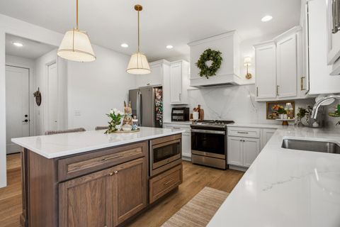 Tiny photo for 1207 Briarwood Lane, Mahomet, IL 61853 (MLS # 12590213)