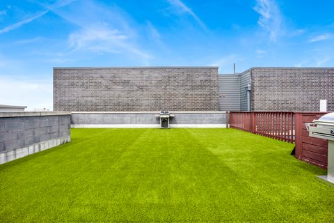 Tiny photo for 1014 N Larrabee Street #4N, Chicago, IL 60610 (MLS # 12495716)