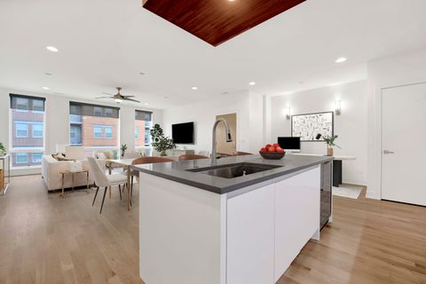 Tiny photo for 1014 N Larrabee Street #4N, Chicago, IL 60610 (MLS # 12495716)