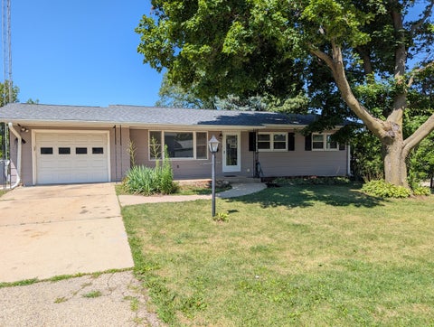 Photo of 306 Richland Drive, Orangeville, IL 61060 (MLS # 12726090)