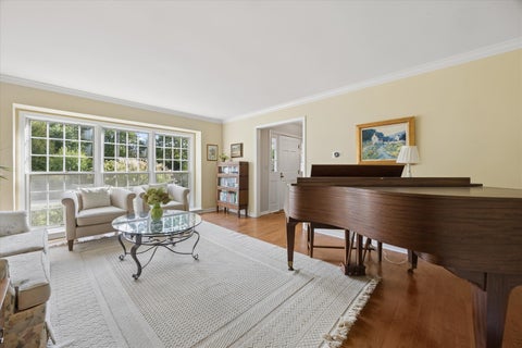 Tiny photo for 248 Meadowbrook Lane, Hinsdale, IL 60521 (MLS # 12789586)