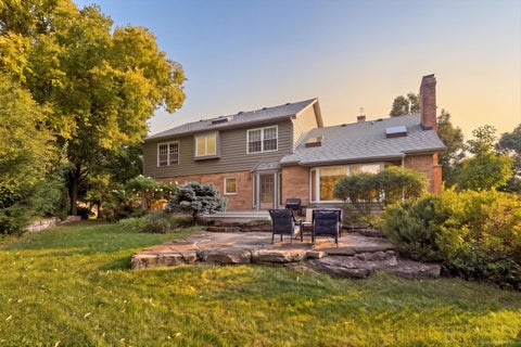 Tiny photo for 248 Meadowbrook Lane, Hinsdale, IL 60521 (MLS # 12789586)
