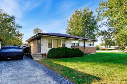 Photo of 16242 Oxford Drive, Markham, IL 60428 (MLS # 12776403)