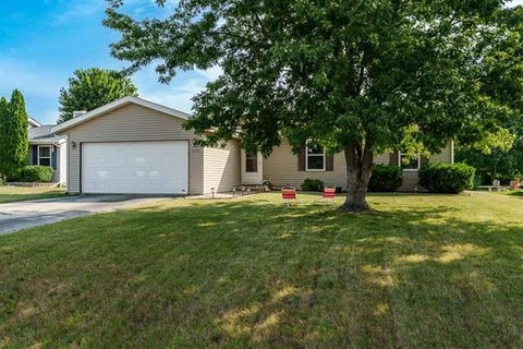 Tiny photo for 14723 Hunters Way, South Beloit, IL 61080 (MLS # 12735352)