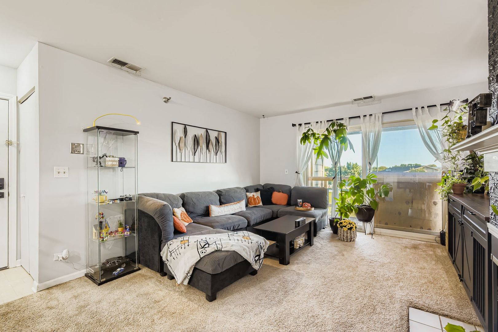 208 Glengarry Drive 304