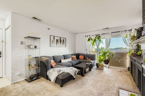 Tiny photo for 208 Glengarry Drive #304, Bloomingdale, IL 60108 (MLS # 12545245)