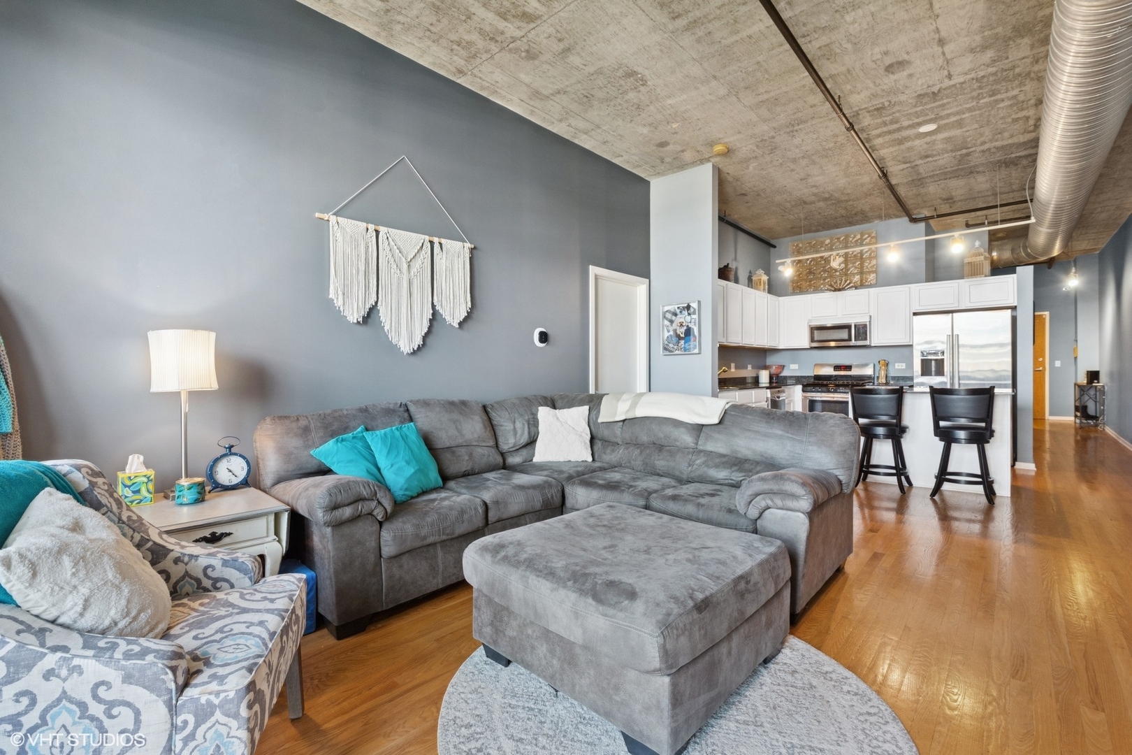 849 N Franklin Street 603