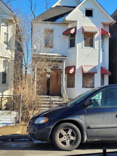 6835 S Green Street Chicago IL 60621