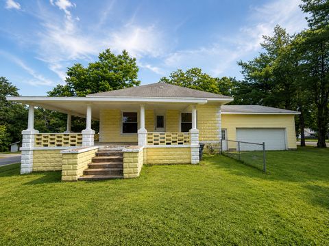 501 N Marion Avenue, Salem, IL 62881 - #: 12671284