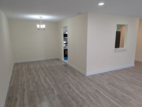 Tiny photo for 3110 Pheasant Creek Drive #101, Northbrook, IL 60062 (MLS # 12485072)