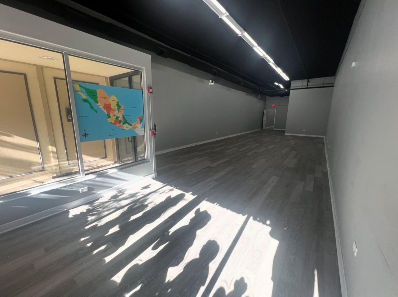 16 N Broadway