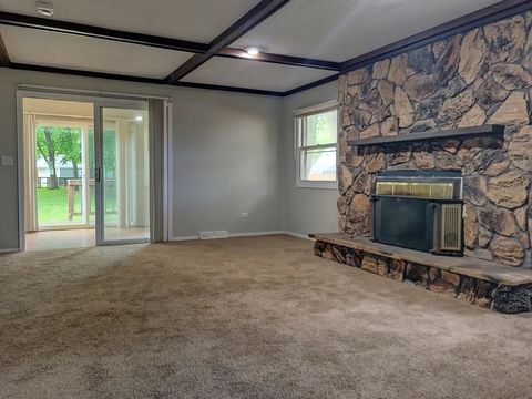 Tiny photo for 1808 13th Street, Winthrop Harbor, IL 60096 (MLS # 12552904)